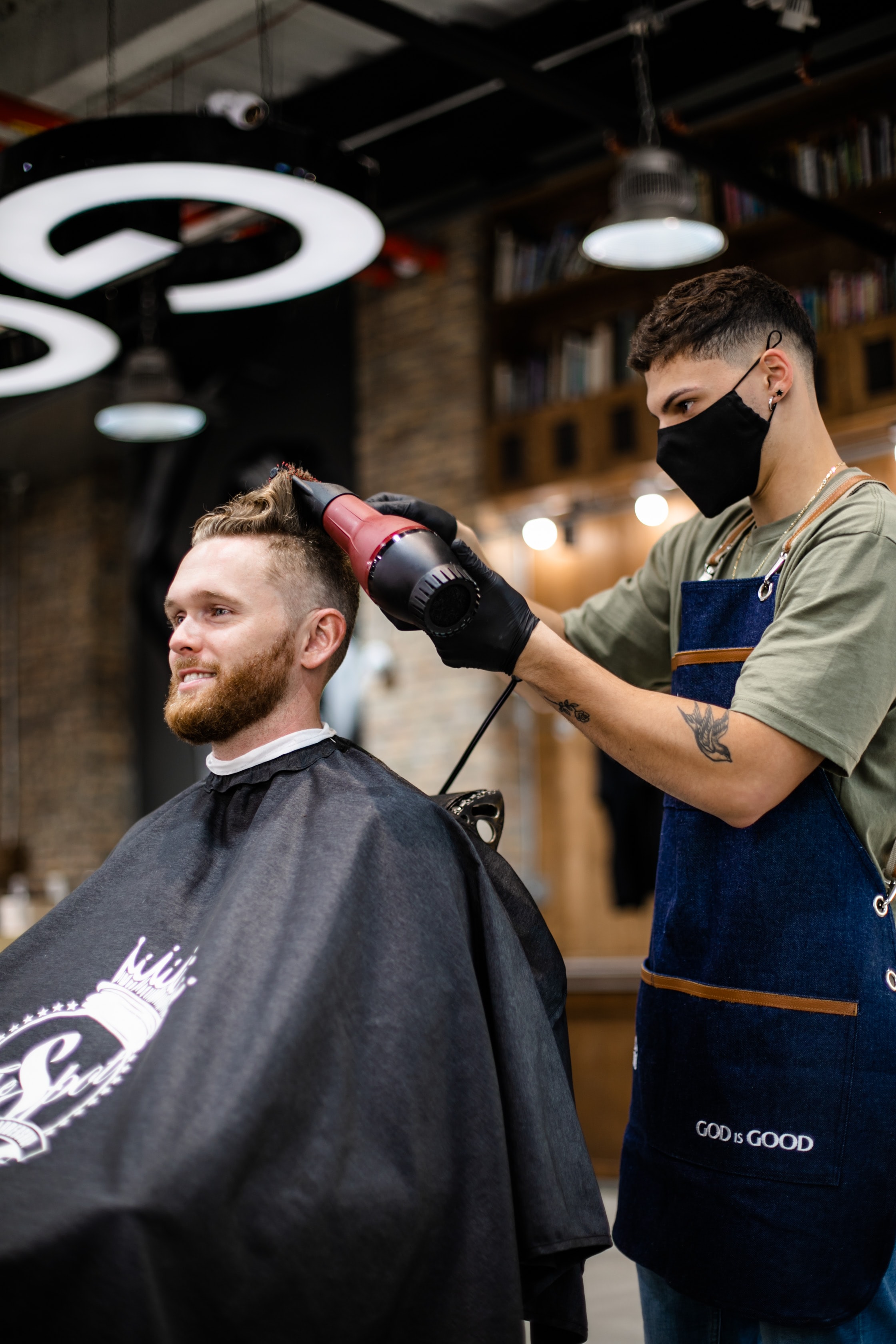 men haircut salon